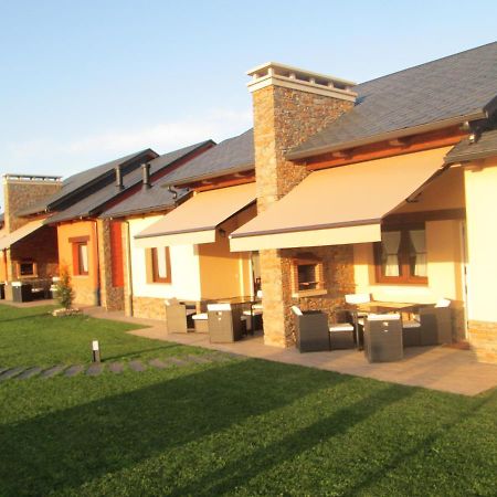 Apartamentos Fonte Villar Navia Exteriör bild