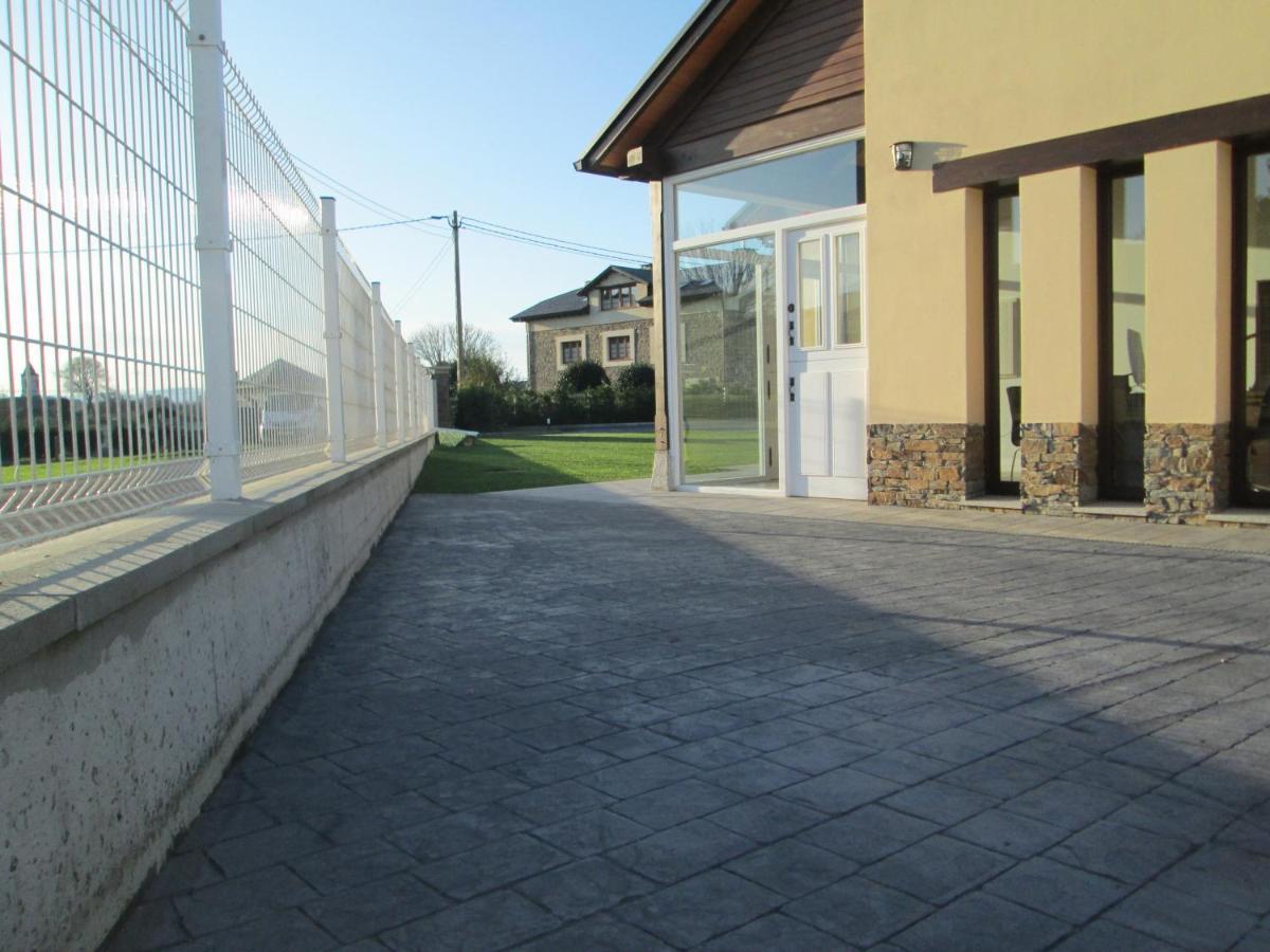 Apartamentos Fonte Villar Navia Exteriör bild