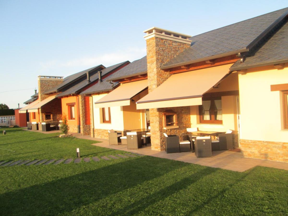 Apartamentos Fonte Villar Navia Exteriör bild